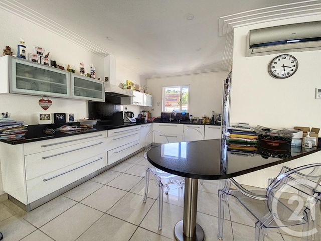 Afficher la photo en grand maison à vendre - 4 pièces - 157.0 m2 - ALLAUCH - 13 - PROVENCE-ALPES-COTE-D-AZUR - Century 21 Concept Immobilier