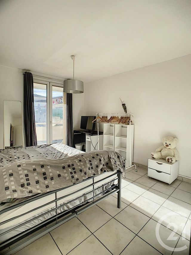 Appartement F4 à vendre - 4 pièces - 87.0 m2 - ALLAUCH - 13 - PROVENCE-ALPES-COTE-D-AZUR - Century 21 Concept Immobilier Appartement F4 à vendre - 4 pièces - 87.0 m2 - ALLAUCH - 13 - PROVENCE-ALPES-COTE-D-AZUR - Century 21 Concept Immobilier