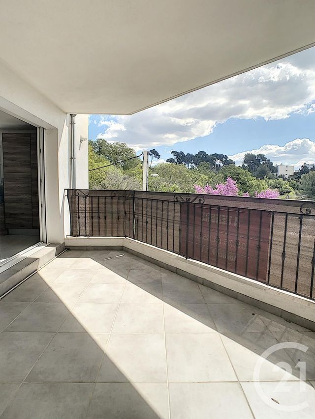 Afficher la photo en grand Appartement F3 à vendre - 3 pièces - 58.0 m2 - ALLAUCH - 13 - PROVENCE-ALPES-COTE-D-AZUR - Century 21 Concept Immobilier