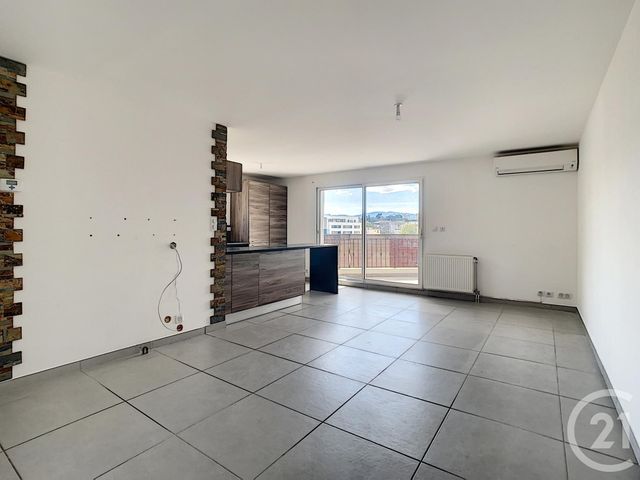 Afficher la photo en grand Appartement F3 à vendre - 3 pièces - 58.0 m2 - ALLAUCH - 13 - PROVENCE-ALPES-COTE-D-AZUR - Century 21 Concept Immobilier