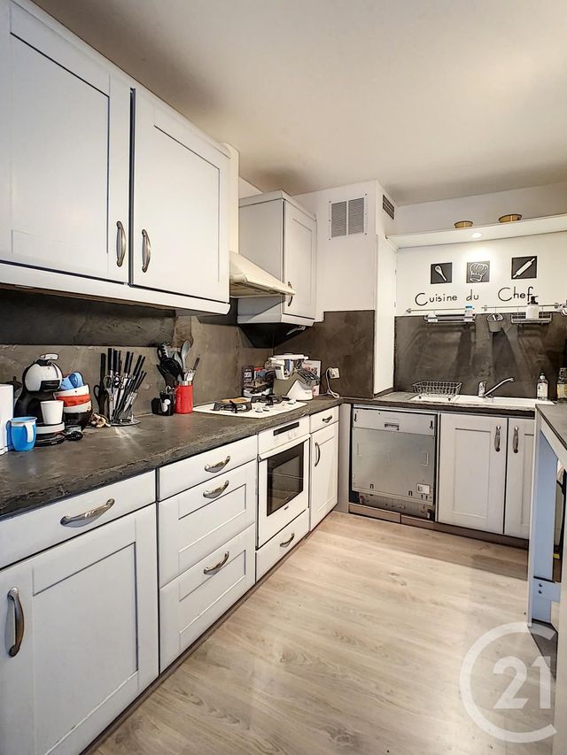 Appartement F4 à vendre - 4 pièces - 82.0 m2 - ALLAUCH - 13 - PROVENCE-ALPES-COTE-D-AZUR - Century 21 Concept Immobilier Appartement F4 à vendre - 4 pièces - 82.0 m2 - ALLAUCH - 13 - PROVENCE-ALPES-COTE-D-AZUR - Century 21 Concept Immobilier
