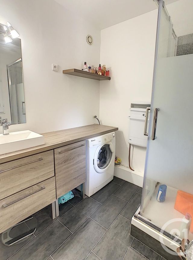 Appartement F4 à vendre - 4 pièces - 82.0 m2 - ALLAUCH - 13 - PROVENCE-ALPES-COTE-D-AZUR - Century 21 Concept Immobilier Appartement F4 à vendre - 4 pièces - 82.0 m2 - ALLAUCH - 13 - PROVENCE-ALPES-COTE-D-AZUR - Century 21 Concept Immobilier