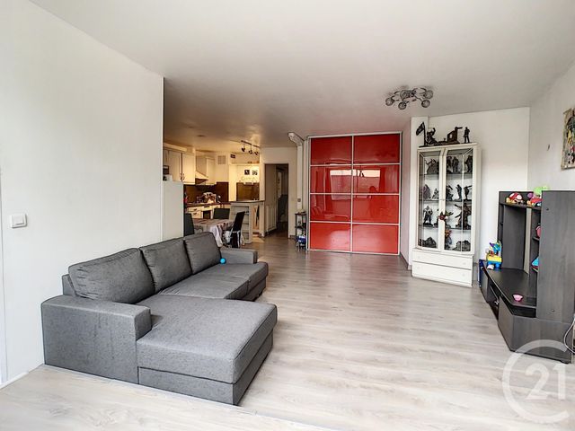 Appartement F4 à vendre - 4 pièces - 82.0 m2 - ALLAUCH - 13 - PROVENCE-ALPES-COTE-D-AZUR - Century 21 Concept Immobilier Appartement F4 à vendre - 4 pièces - 82.0 m2 - ALLAUCH - 13 - PROVENCE-ALPES-COTE-D-AZUR - Century 21 Concept Immobilier
