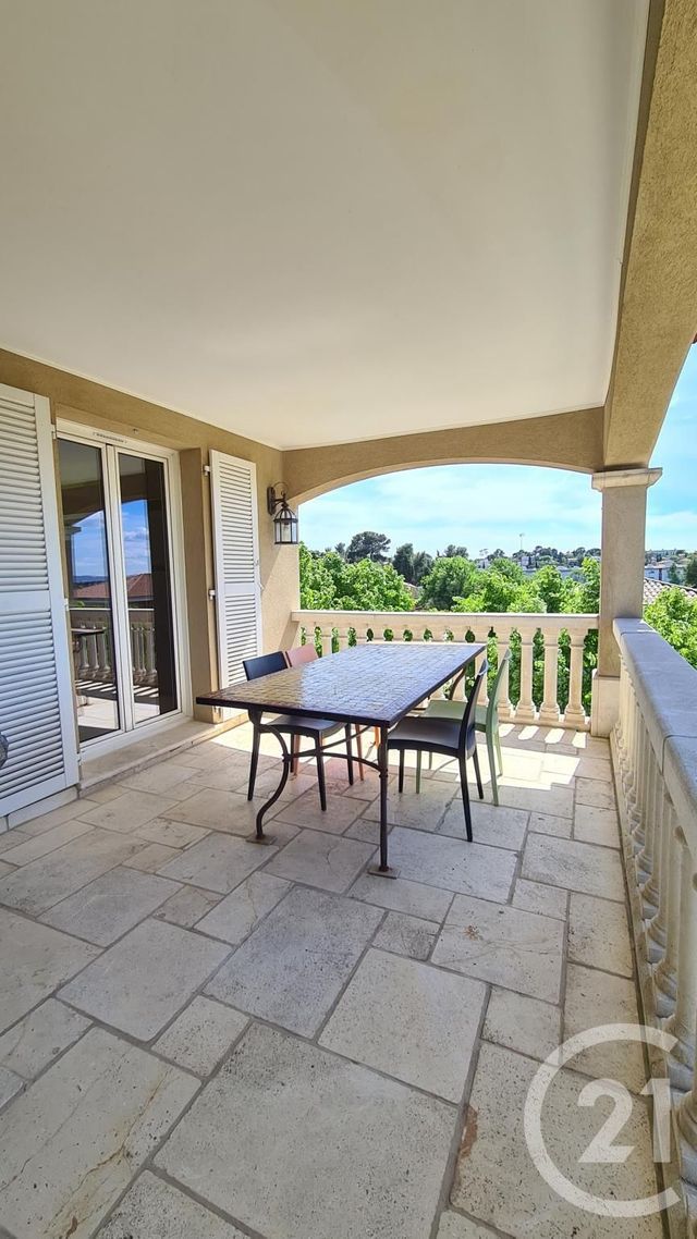 Afficher la photo en grand maison à vendre - 4 pièces - 147.0 m2 - MARSEILLE - 13013 - PROVENCE-ALPES-COTE-D-AZUR - Century 21 Concept Immobilier
