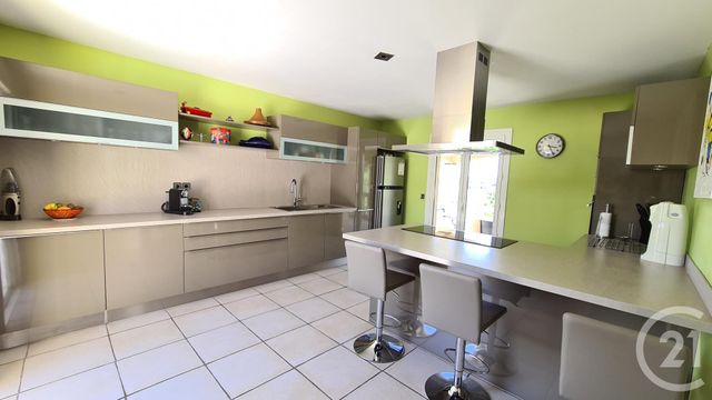 Afficher la photo en grand maison à vendre - 4 pièces - 147.0 m2 - MARSEILLE - 13013 - PROVENCE-ALPES-COTE-D-AZUR - Century 21 Concept Immobilier