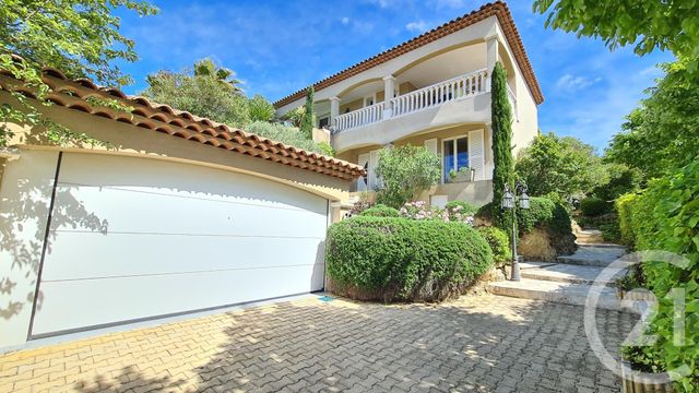 Afficher la photo en grand maison à vendre - 4 pièces - 147.0 m2 - MARSEILLE - 13013 - PROVENCE-ALPES-COTE-D-AZUR - Century 21 Concept Immobilier