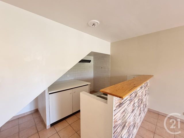 Afficher la photo en grand Appartement F2 à louer - 2 pièces - 46.0 m2 - ALLAUCH - 13 - PROVENCE-ALPES-COTE-D-AZUR - Century 21 Concept Immobilier