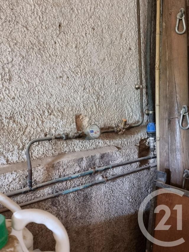 Afficher la photo en grand Appartement F2 à louer - 2 pièces - 45.0 m2 - ALLAUCH - 13 - PROVENCE-ALPES-COTE-D-AZUR - Century 21 Concept Immobilier