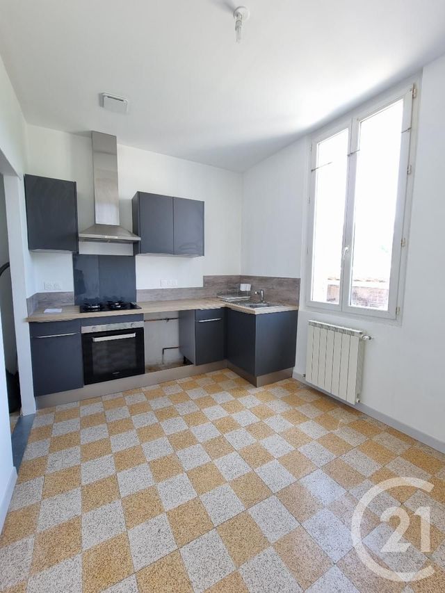 Afficher la photo en grand Appartement F2 à louer - 2 pièces - 45.0 m2 - ALLAUCH - 13 - PROVENCE-ALPES-COTE-D-AZUR - Century 21 Concept Immobilier