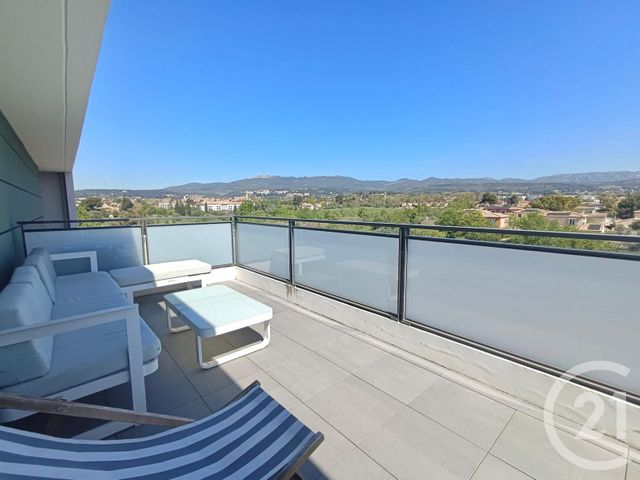 Appartement T3 à louer - 3 pièces - 56.9 m2 - MARSEILLE - 13013 - PROVENCE-ALPES-COTE-D-AZUR - Century 21 Concept Immobilier