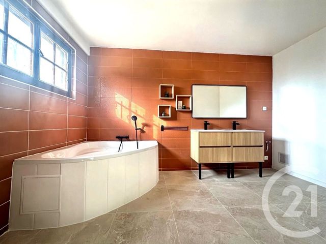 maison à louer - 5 pièces - 154.0 m2 - ALLAUCH - 13 - PROVENCE-ALPES-COTE-D-AZUR - Century 21 Concept Immobilier