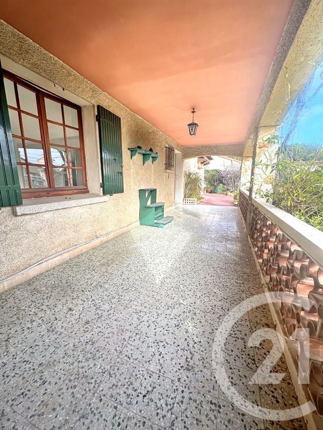 maison à louer - 5 pièces - 154.0 m2 - ALLAUCH - 13 - PROVENCE-ALPES-COTE-D-AZUR - Century 21 Concept Immobilier