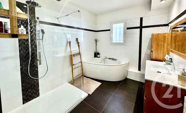 maison à vendre - 5 pièces - 121.0 m2 - MARSEILLE - 13013 - PROVENCE-ALPES-COTE-D-AZUR - Century 21 Concept Immobilier