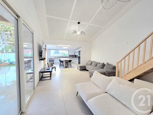 Afficher la photo en grand maison à vendre - 4 pièces - 110.0 m2 - ALLAUCH - 13 - PROVENCE-ALPES-COTE-D-AZUR - Century 21 Concept Immobilier