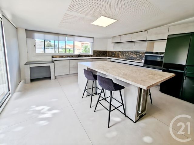 Afficher la photo en grand maison à vendre - 4 pièces - 110.0 m2 - ALLAUCH - 13 - PROVENCE-ALPES-COTE-D-AZUR - Century 21 Concept Immobilier