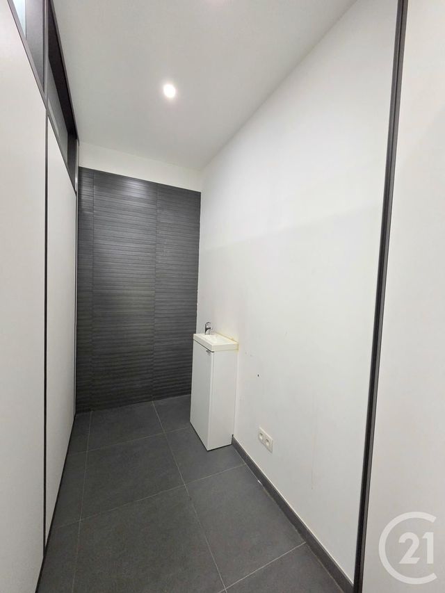 Appartement à vendre - 6 pièces - 142.0 m2 - MARSEILLE - 13006 - PROVENCE-ALPES-COTE-D-AZUR - Century 21 Concept Immobilier