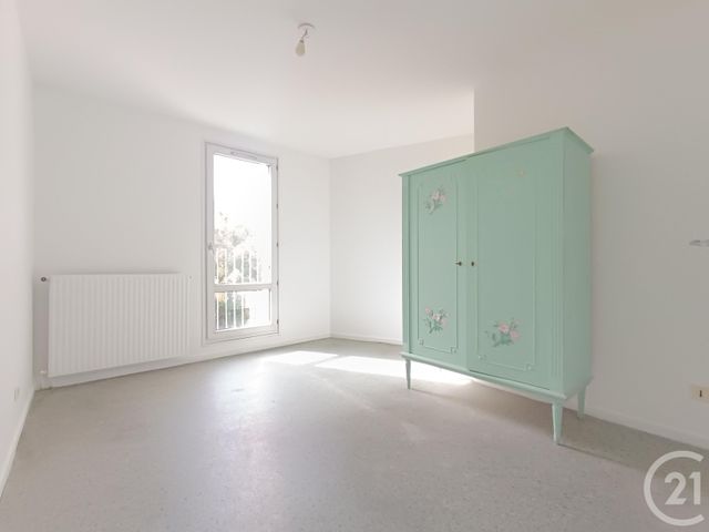 Appartement T3 à louer - 3 pièces - 66.0 m2 - PLAN DE CUQUES - 13 - PROVENCE-ALPES-COTE-D-AZUR - Century 21 Concept Immobilier