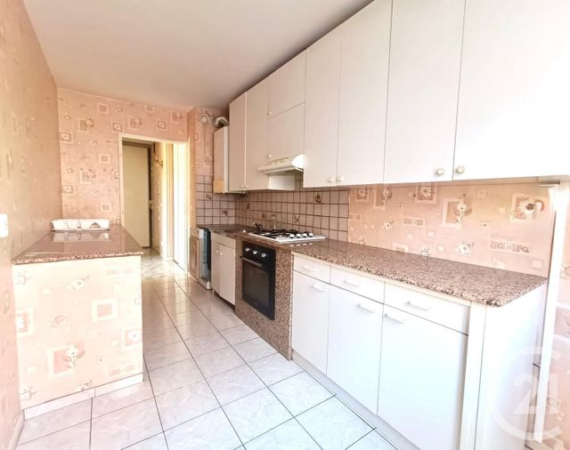 Appartement T3 à louer - 3 pièces - 66.0 m2 - PLAN DE CUQUES - 13 - PROVENCE-ALPES-COTE-D-AZUR - Century 21 Concept Immobilier