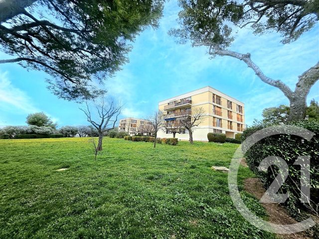 Appartement F4 à louer - 4 pièces - 68.56 m2 - ALLAUCH - 13 - PROVENCE-ALPES-COTE-D-AZUR - Century 21 Concept Immobilier