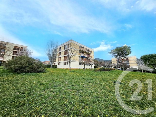 Appartement F4 à louer - 4 pièces - 68.56 m2 - ALLAUCH - 13 - PROVENCE-ALPES-COTE-D-AZUR - Century 21 Concept Immobilier