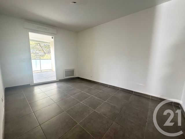 Appartement T4 à vendre - 4 pièces - 86.63 m2 - MARSEILLE - 13013 - PROVENCE-ALPES-COTE-D-AZUR - Century 21 Concept Immobilier