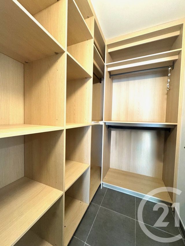 Appartement T4 à vendre - 4 pièces - 86.63 m2 - MARSEILLE - 13013 - PROVENCE-ALPES-COTE-D-AZUR - Century 21 Concept Immobilier