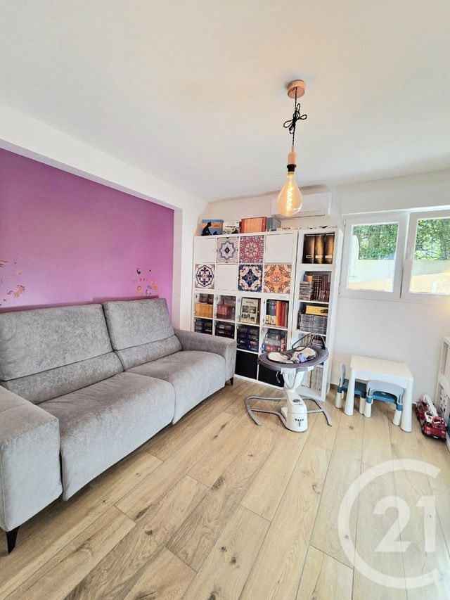 Appartement F5 à vendre - 5 pièces - 130.0 m2 - ALLAUCH - 13 - PROVENCE-ALPES-COTE-D-AZUR - Century 21 Concept Immobilier