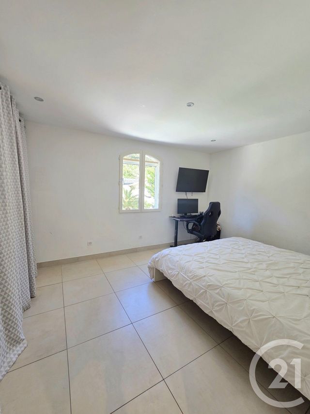 maison à louer - 5 pièces - 178.0 m2 - ALLAUCH - 13 - PROVENCE-ALPES-COTE-D-AZUR - Century 21 Concept Immobilier