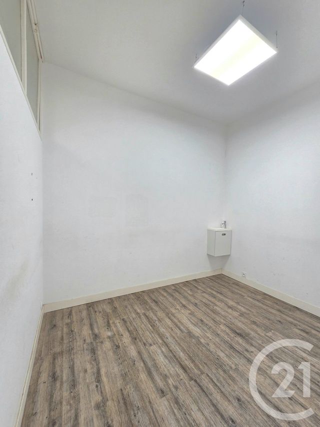 divers à louer - 91.0 m2 - ALLAUCH - 13 - PROVENCE-ALPES-COTE-D-AZUR - Century 21 Concept Immobilier