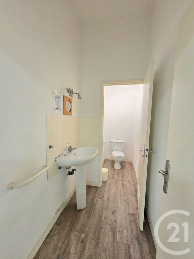 divers à louer - 91.0 m2 - ALLAUCH - 13 - PROVENCE-ALPES-COTE-D-AZUR - Century 21 Concept Immobilier