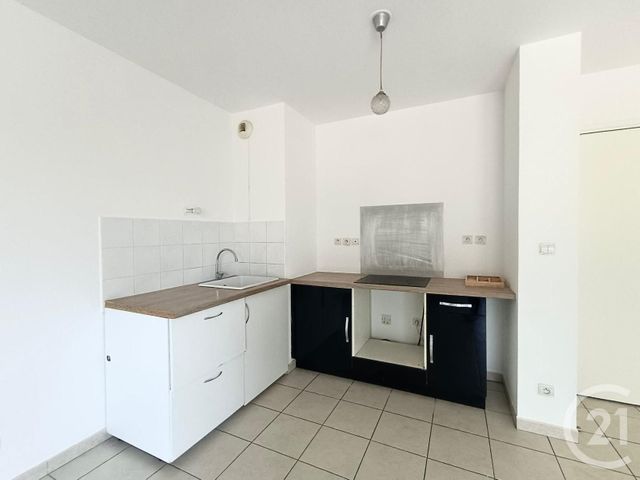 Appartement T2 à louer - 2 pièces - 43.29 m2 - MARSEILLE - 13013 - PROVENCE-ALPES-COTE-D-AZUR - Century 21 Concept Immobilier