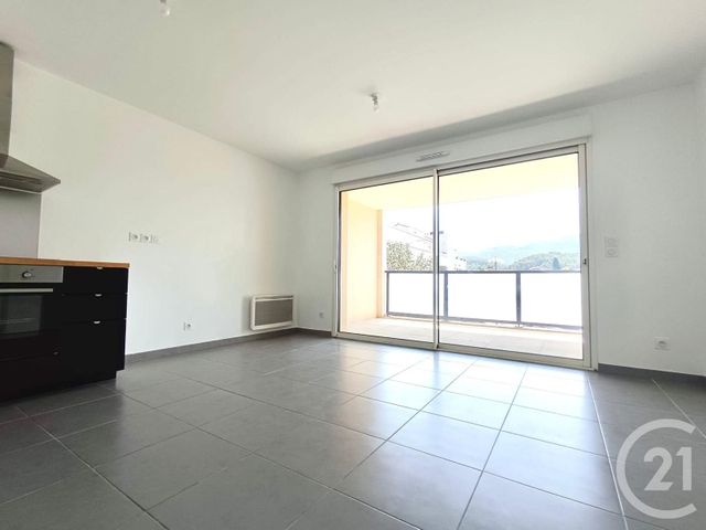 Appartement T2 à louer - 2 pièces - 38.45 m2 - AURIOL - 13 - PROVENCE-ALPES-COTE-D-AZUR - Century 21 Concept Immobilier