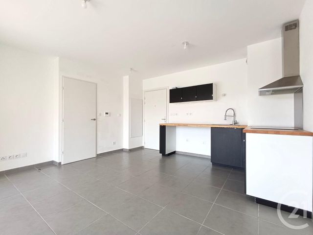 Appartement T2 à louer - 2 pièces - 38.45 m2 - AURIOL - 13 - PROVENCE-ALPES-COTE-D-AZUR - Century 21 Concept Immobilier
