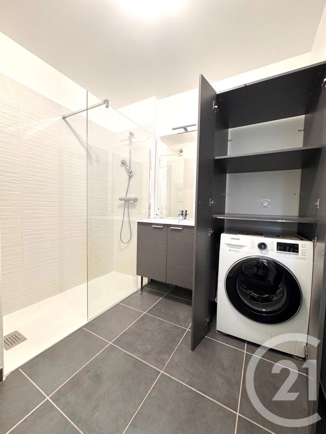Appartement T3 à louer - 3 pièces - 60.0 m2 - MARSEILLE - 13013 - PROVENCE-ALPES-COTE-D-AZUR - Century 21 Concept Immobilier