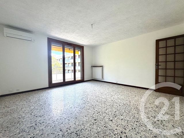Appartement T4 à louer - 4 pièces - 78.0 m2 - MARSEILLE - 13012 - PROVENCE-ALPES-COTE-D-AZUR - Century 21 Concept Immobilier
