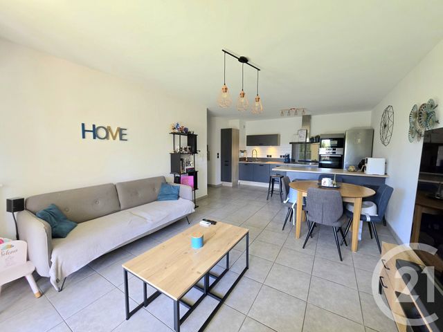 Appartement T3 à vendre - 3 pièces - 68.0 m2 - ALLAUCH - 13 - PROVENCE-ALPES-COTE-D-AZUR - Century 21 Concept Immobilier