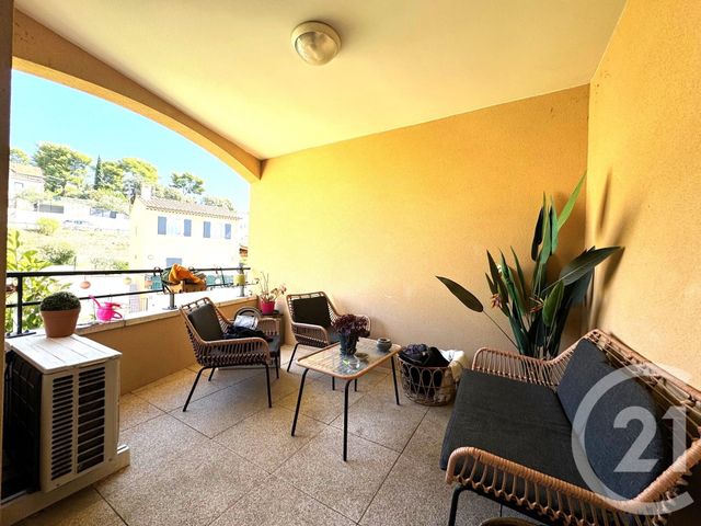 Appartement F2 à louer - 2 pièces - 41.0 m2 - ALLAUCH - 13 - PROVENCE-ALPES-COTE-D-AZUR - Century 21 Concept Immobilier