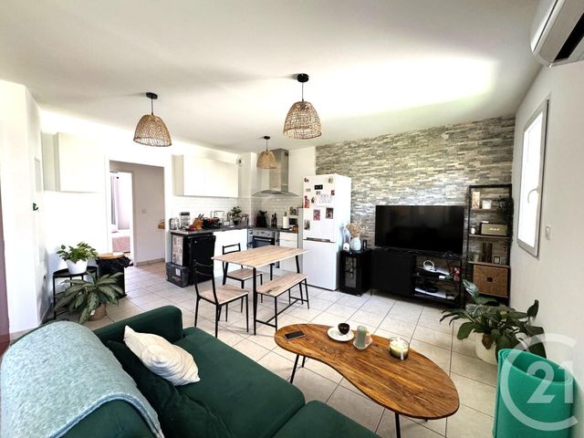 Appartement F2 à louer - 2 pièces - 41.0 m2 - ALLAUCH - 13 - PROVENCE-ALPES-COTE-D-AZUR - Century 21 Concept Immobilier