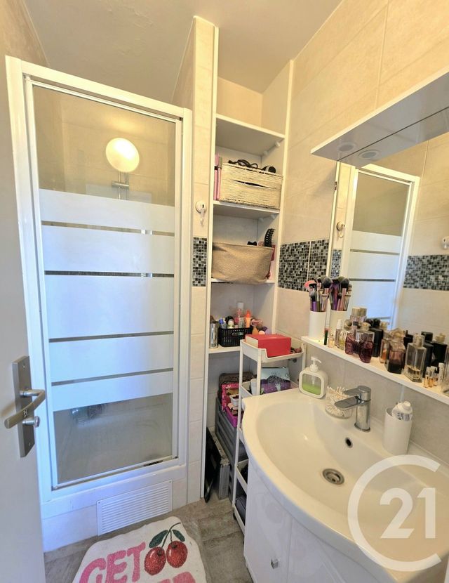 Appartement Studio à vendre - 1 pièce - 18.0 m2 - AIX EN PROVENCE - 13 - PROVENCE-ALPES-COTE-D-AZUR - Century 21 Concept Immobilier
