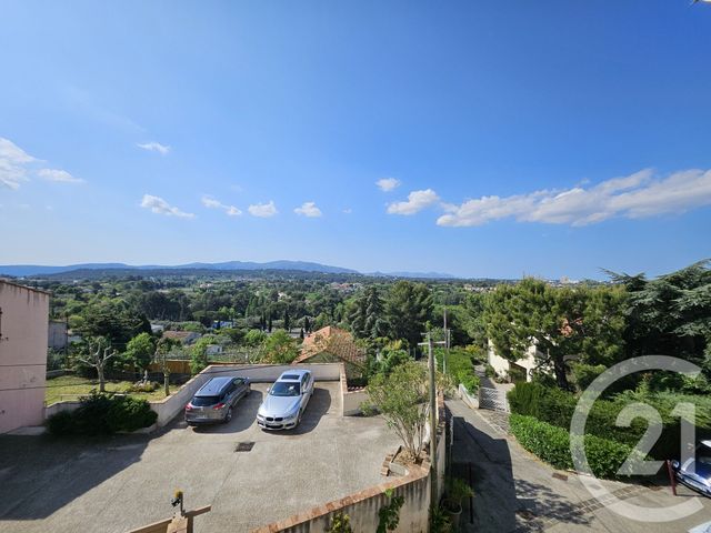 maison à louer - 4 pièces - 113.0 m2 - ALLAUCH - 13 - PROVENCE-ALPES-COTE-D-AZUR - Century 21 Concept Immobilier