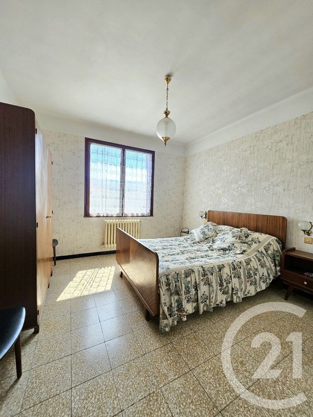 maison à vendre - 7 pièces - 196.0 m2 - ALLAUCH - 13 - PROVENCE-ALPES-COTE-D-AZUR - Century 21 Concept Immobilier